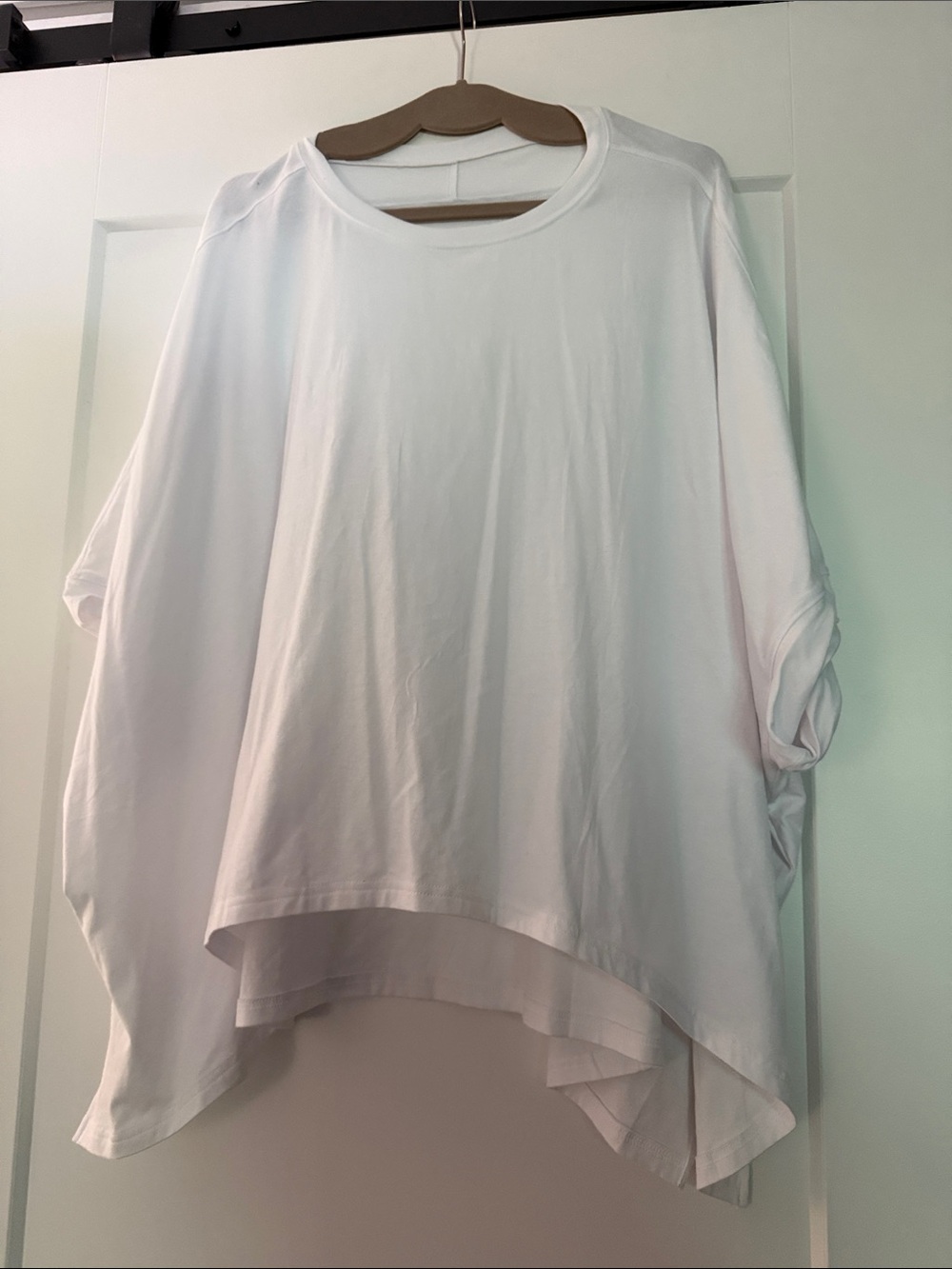 Women’s White Rounded Hem Top - Unbranded
